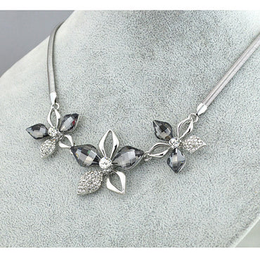 Aksesoris Kalung Wanita Vernyx Star Flower - VERNYX
