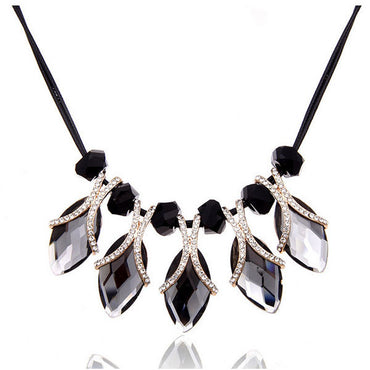 Aksesoris Kalung Wanita Vernyx Crixalist Penta - VERNYX