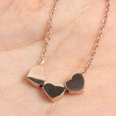 Perhiasan Kalung Wanita Vernyx Triple Heart - VERNYX