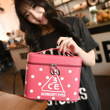 Tas Kosmetik Wanita Vernyx 3 Concept Polka - VERNYX